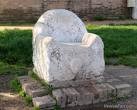 Il trono di attila a Torcello.jpg