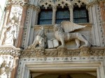 Leone di S. Marcfo alla Porta della Carta di Palazzo Ducale.jpg
